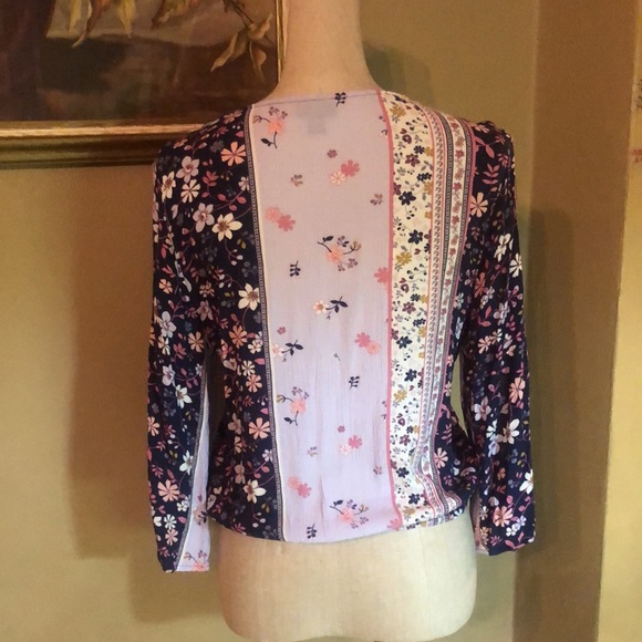 Ana peasant boho style tie top - Picture 4 of 13